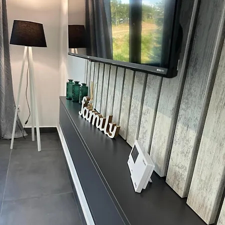 Zam *